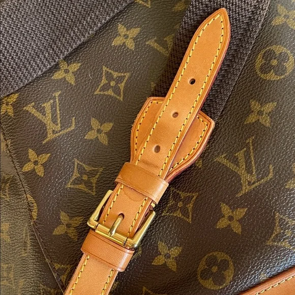 Louis Vuitton Montsouris GM vintage buckle monogram - Picture 9 of 14